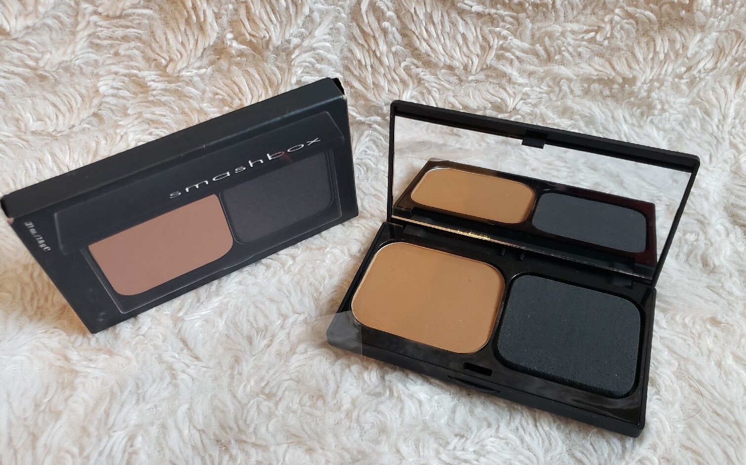 SMASHBOX Function Self-Adjusting Powder Foundation DARK D1-D2 .27 oz 7.6 g Rare