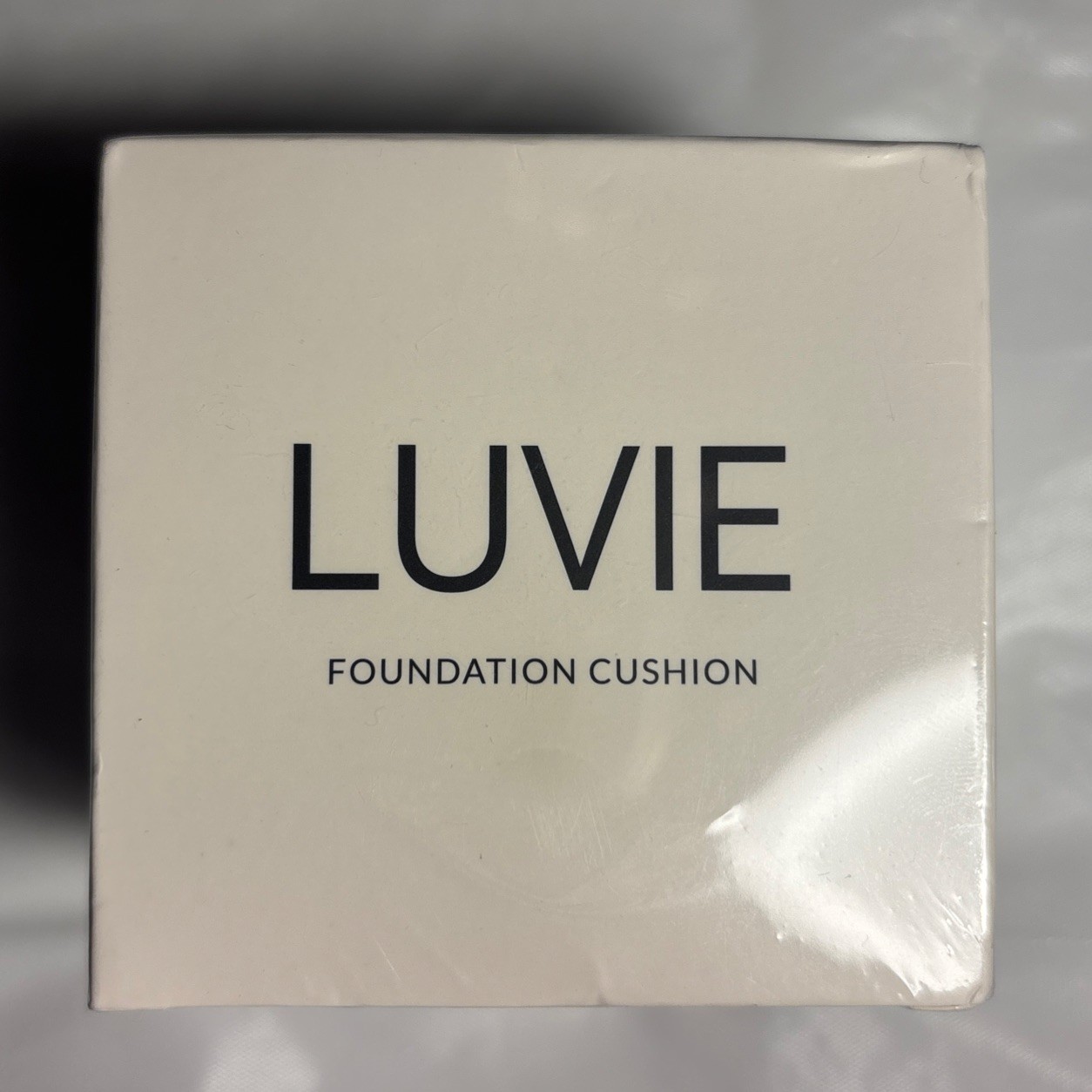 LUVIE Foundation Cushion WARM SEALED New White Complexion Moisturizing 01/2031