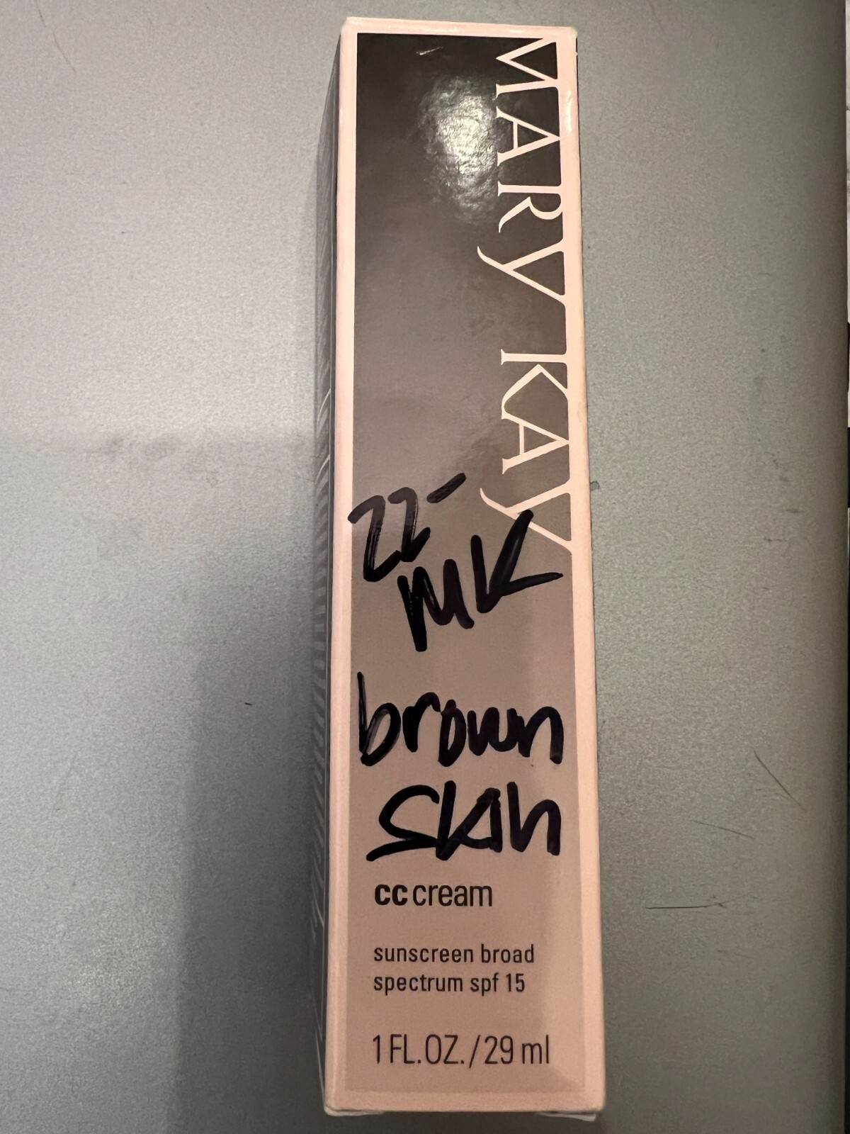 Mary Kay CC Cream Sunscreen Broad Spectrum SPF 15 Deep expired