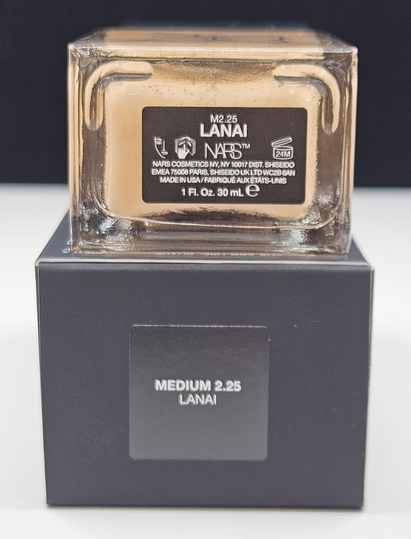 Nars Light Reflecting Foundation LANAI Medium 2.25 – 1 oz – NEW