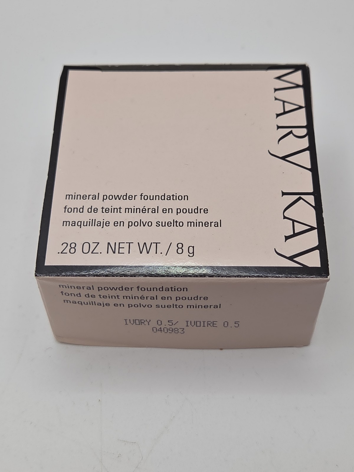 Mary Kay Mineral Powder Foundation IVORY .5 040983 Discontinued NEW IN BOX