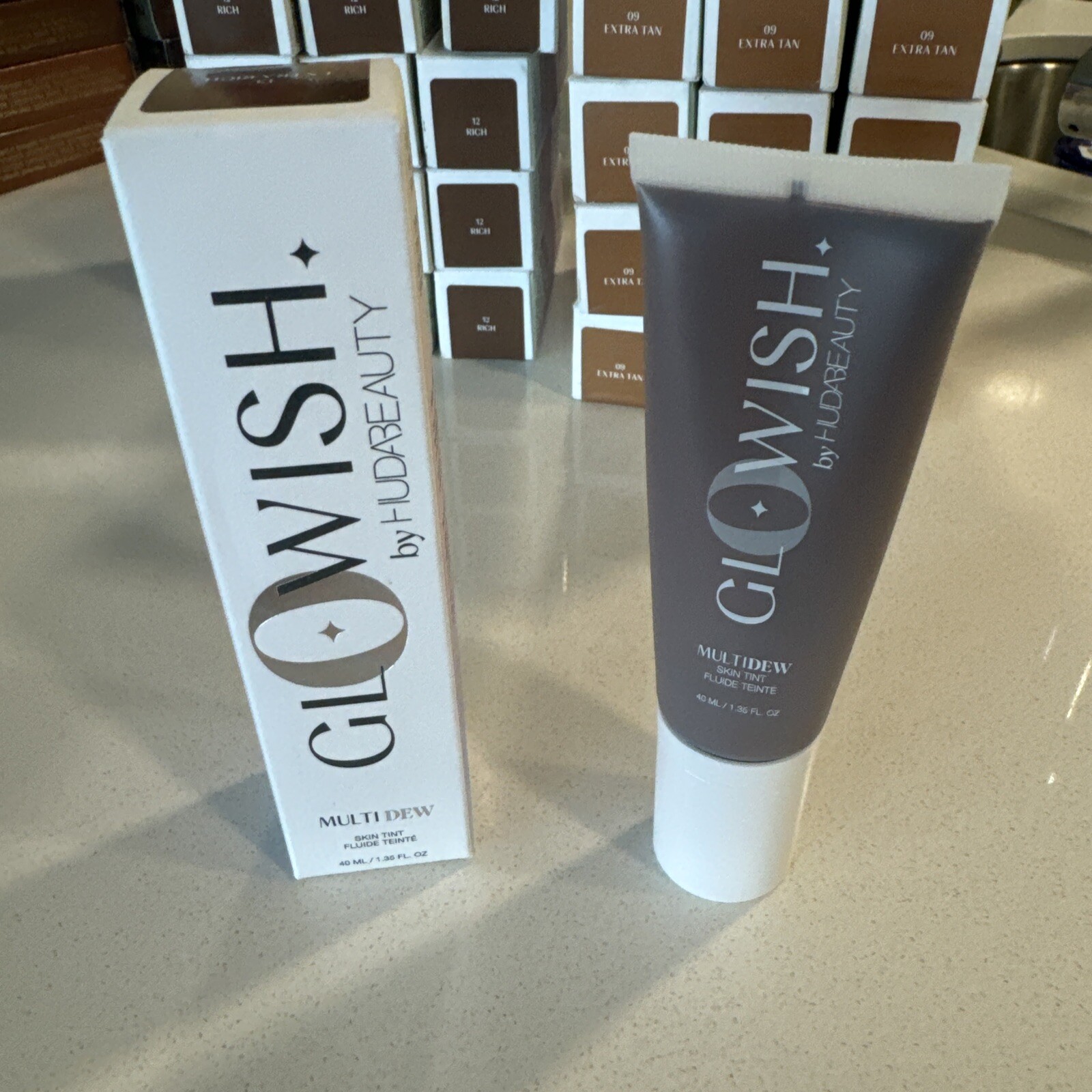 BNIB Glowish by Huda Beauty Multi Dew Skin Tint 1.35oz / 40mL Extra Rich 13-