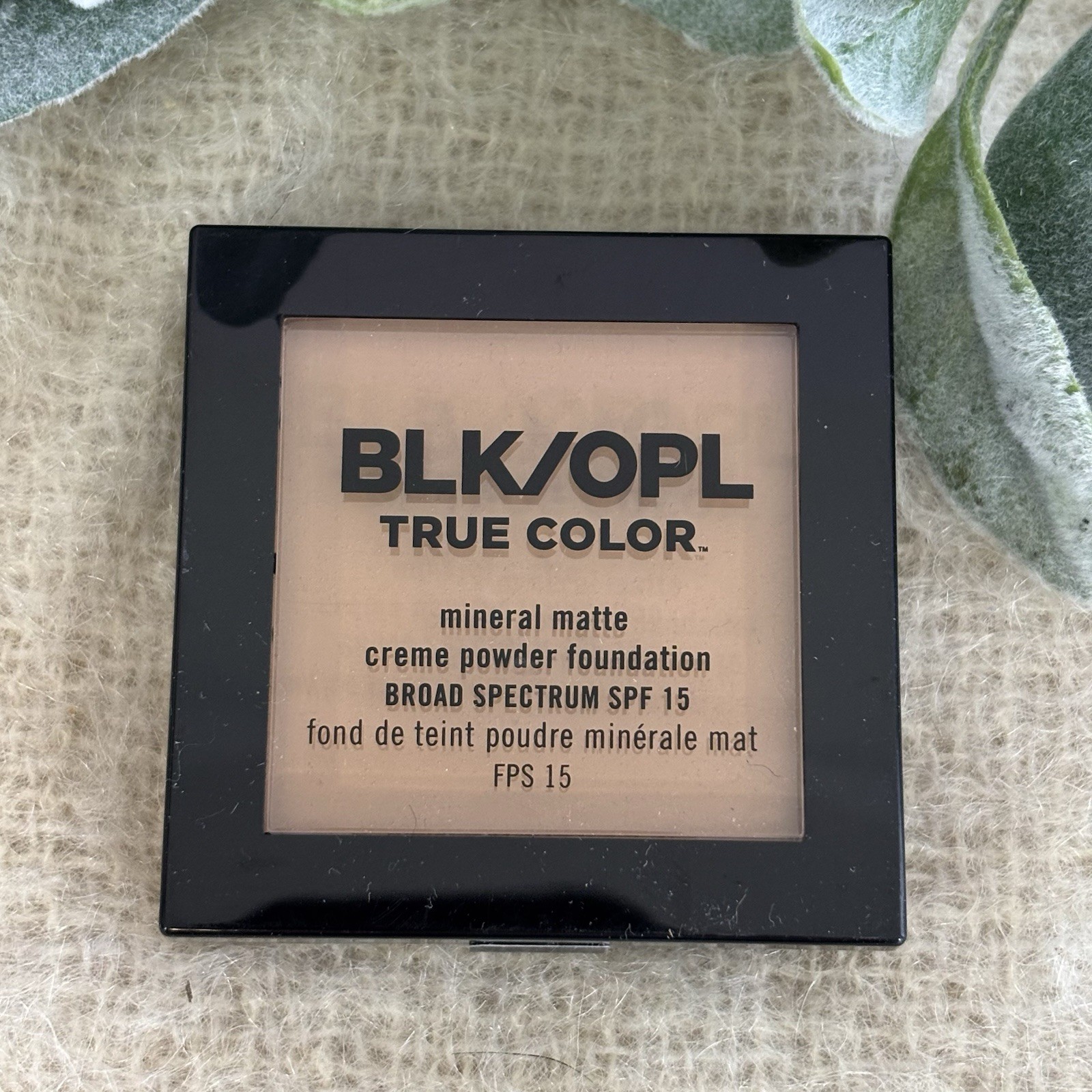 Blk Opl True Color Mineral Matte Creme Powder Foundation 240 Heavenly Honey