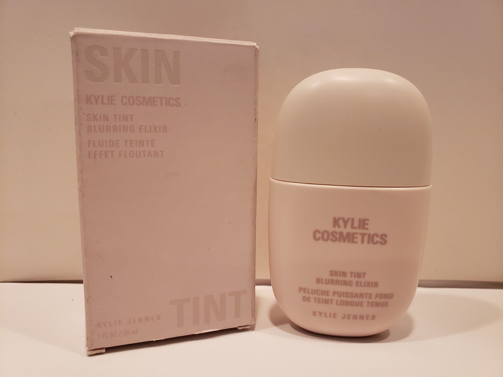 Kylie Jenner – Skin Tint Blurring Elixir – 1WN – 1 Fl Oz – NIB