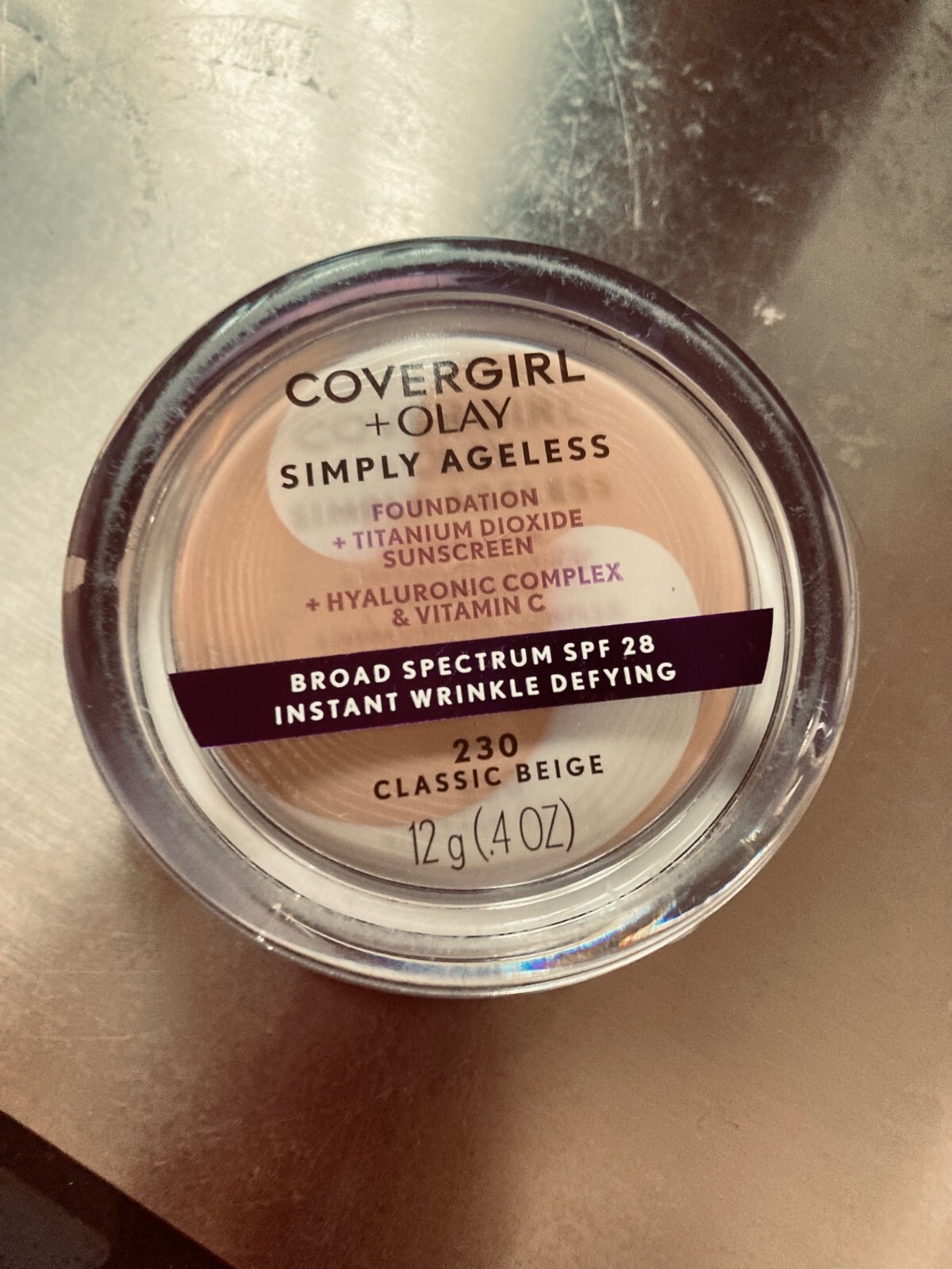 COVERGIRL+OLAY Simply Ageless INSTNT Wrinkle-Dfying Foundation 230 CLASSIC BEIGE