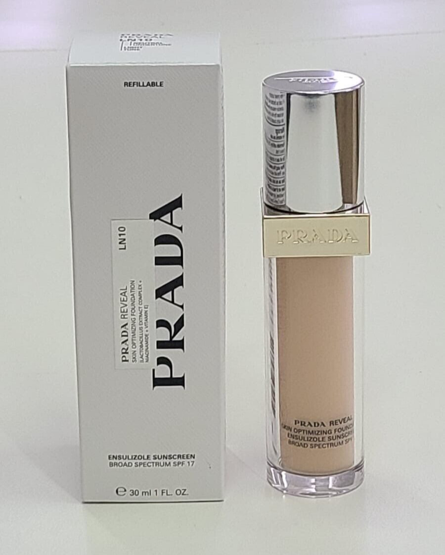 Prada Reveal Skin Optimazing Foundation LN10 Sunscreen SPF17 Refillable 1 fl oz