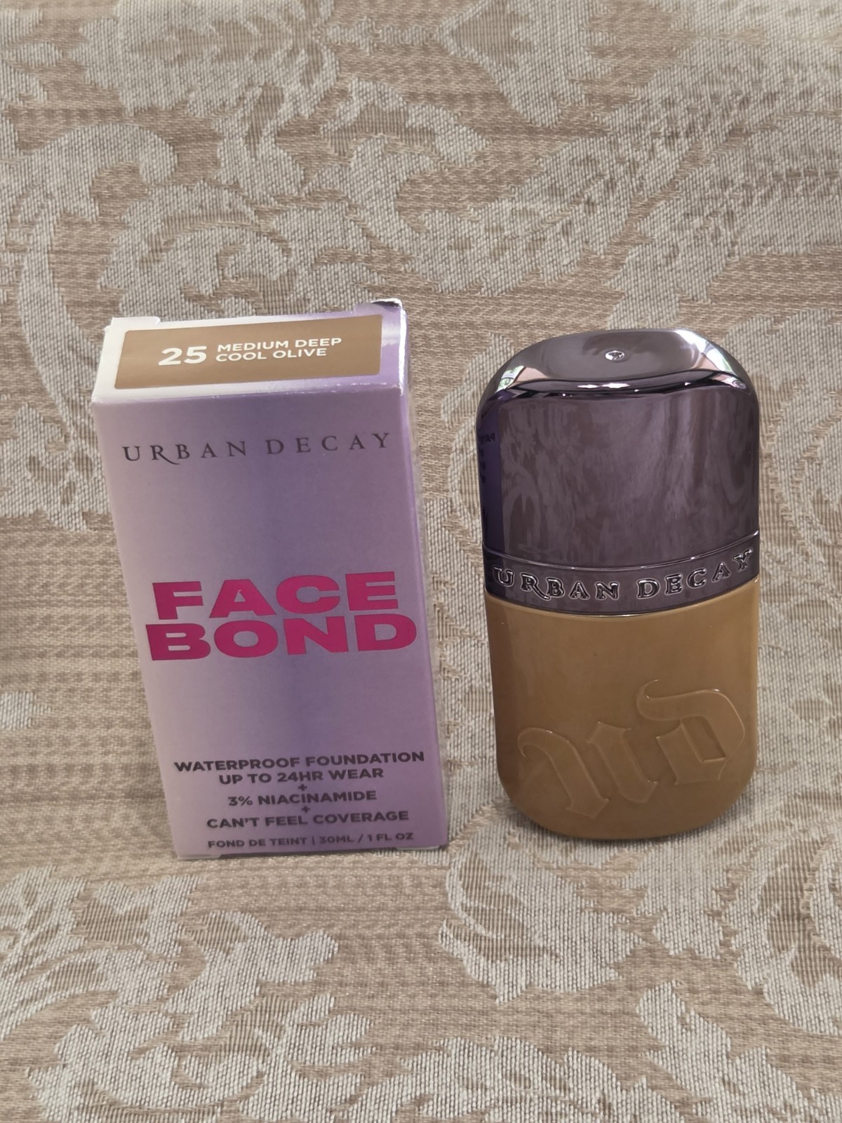Urban Decay Face Bond Waterproof Foundation #25 Medium Deep Cool Olive 1 oz New