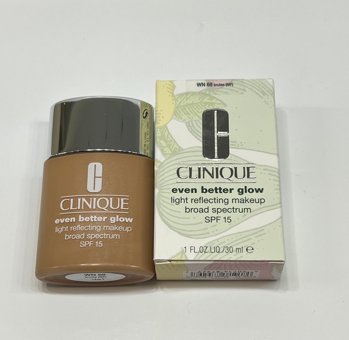 Clinique Even Better Glow Light Reflecting Makeup SPF 15 WN 68 BRÛLÉE