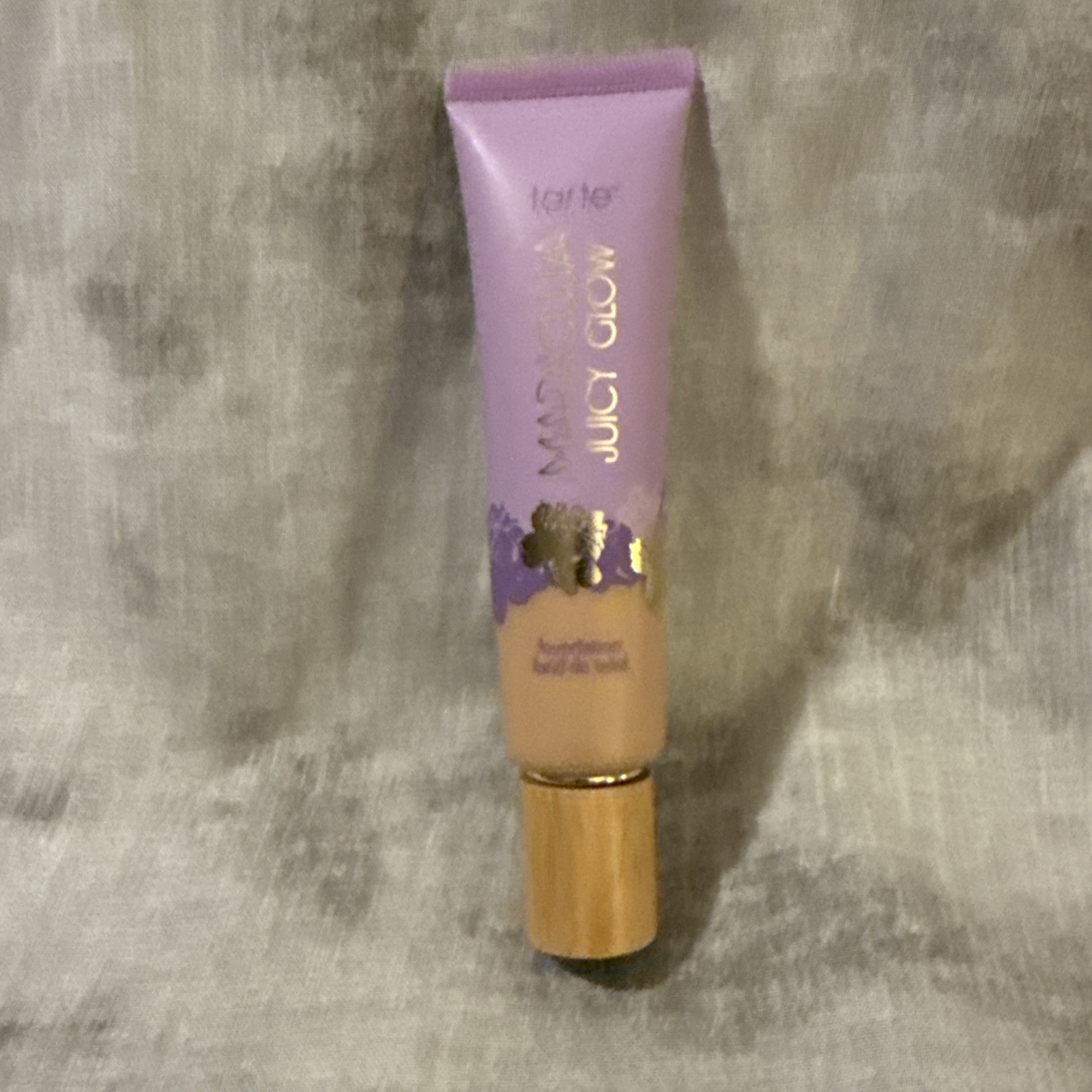Tarte Maracuja Juicy Glow Foundation 22B Light Beige 1oz