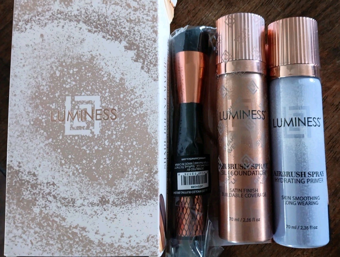 Airbrush Spray Silk Foundation Starter Kit Light Medium 030