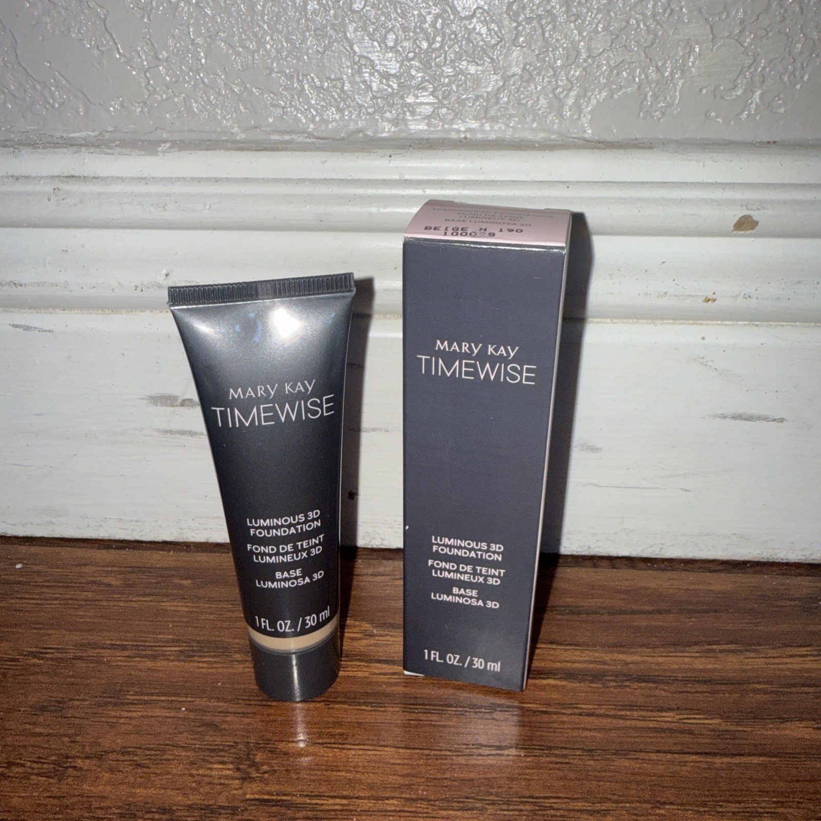 Mary Kay Timewise Luminuos 3D Foundation Normal to dry skin Beige N 190