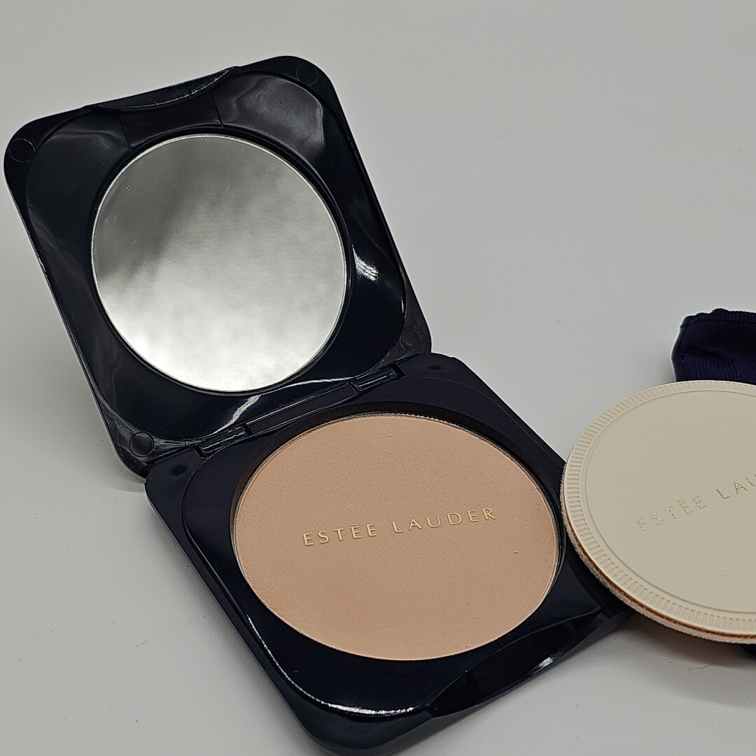 Estee Lauder Demi-Matte Pressed Powder Foundation Champagne Beige-01 0.35 OZ