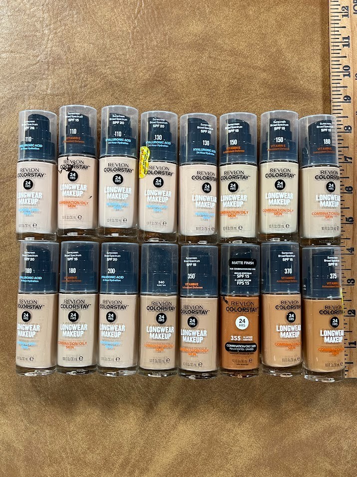 Revlon Colorstay Longwear Makeup FOUNDATION Combination/OILY Skin NEW Lot of 16
