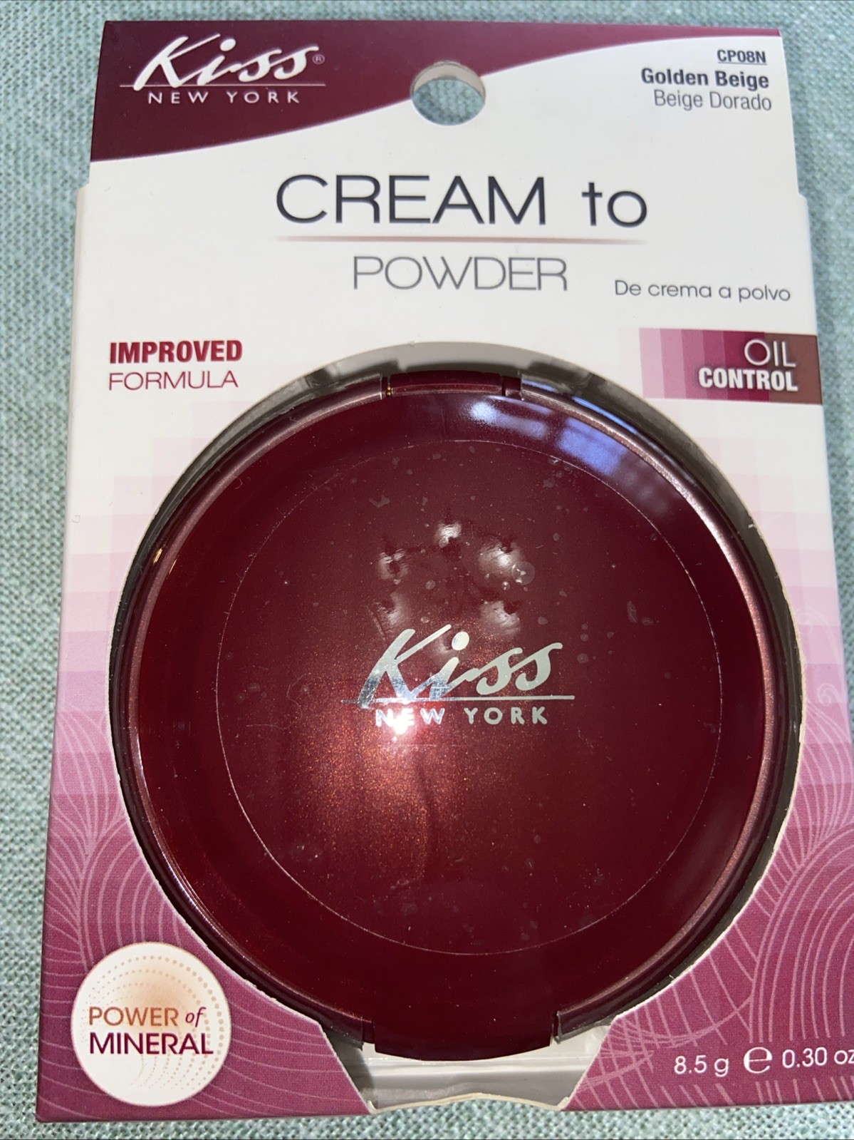 Kiss Cream to Powder Foundation Oil Control CP08N Golden Beige *Discontinued*
