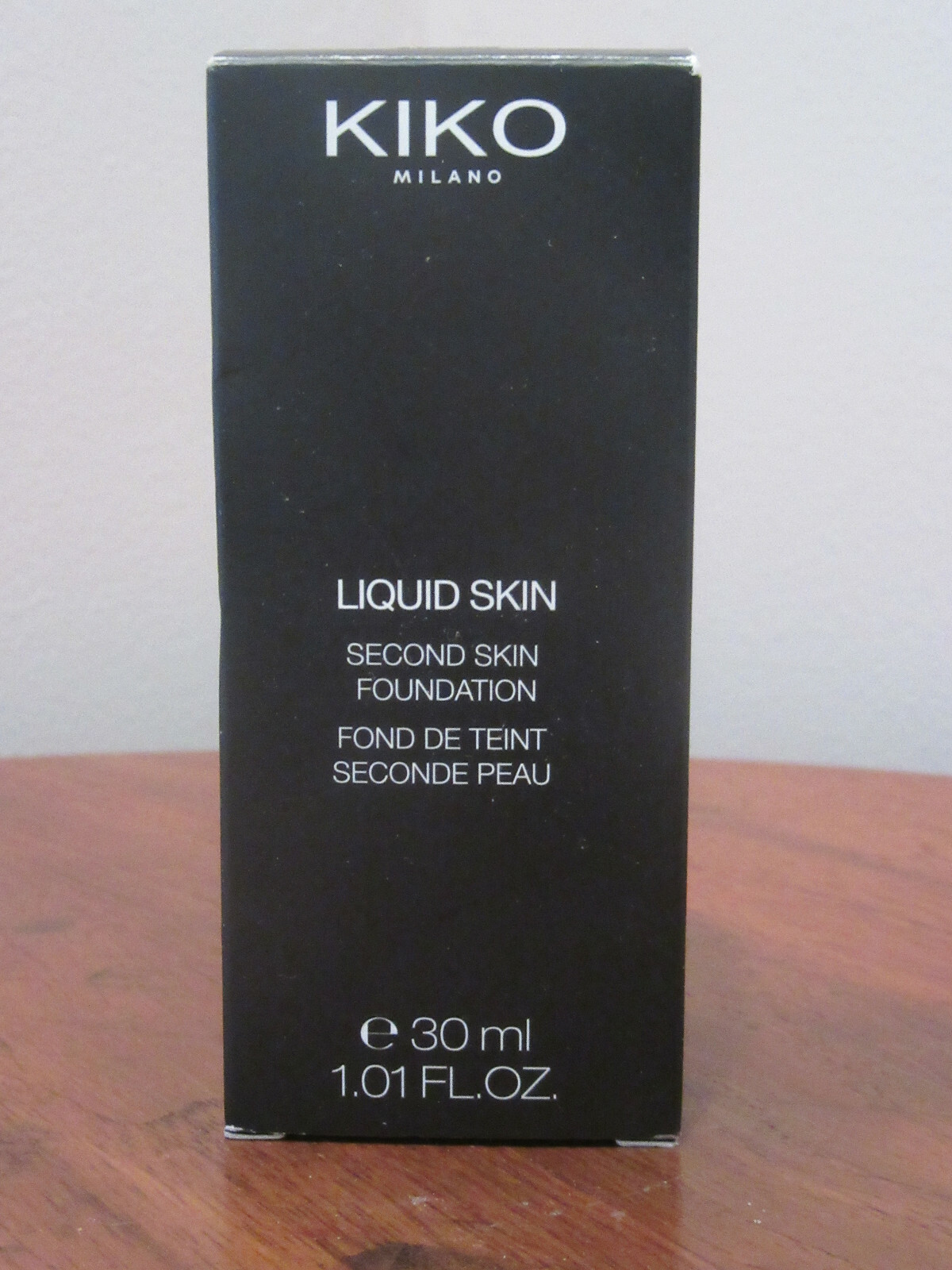 KIKO MILANO LIQUID SKIN SECOND SKIN FOUNDATION WB 110 1.01 FL OZ / 30 ML