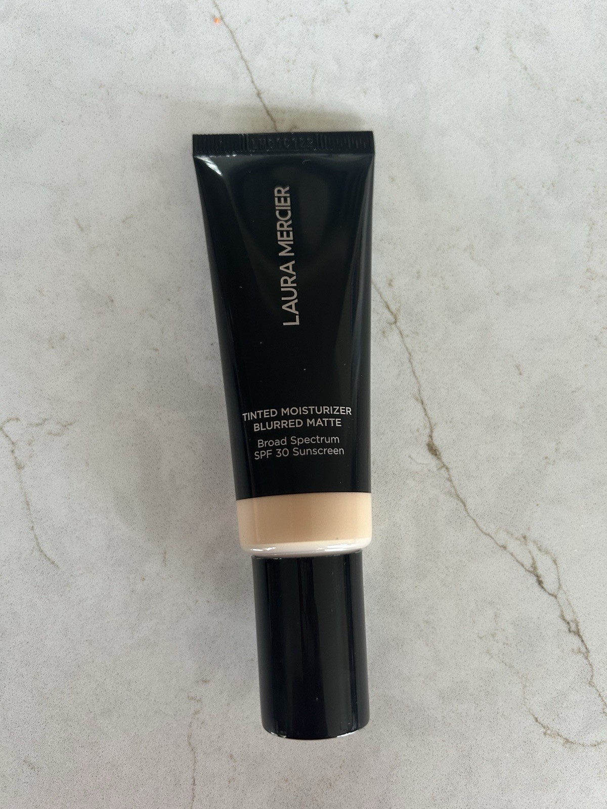 LAURA MERCIER TINTED MOISTURIZER BLURRED MATTE ON SILK .5 oz SPF 30