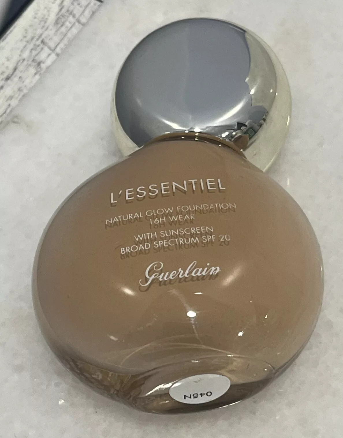 Guerlain L’Essentiel Natural Glow Foundation SPF 20 045N Amber Neutral 1 oz