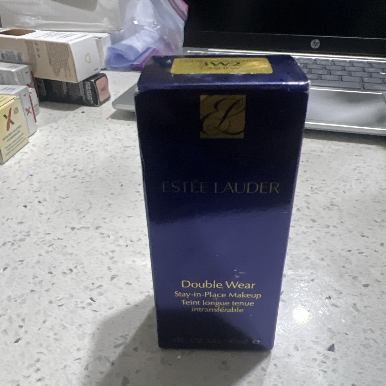Estee Lauder Double Wear Stay-In-Place Makeup 3W2 CASHEW – Size 1 Oz. / 30mL. L2