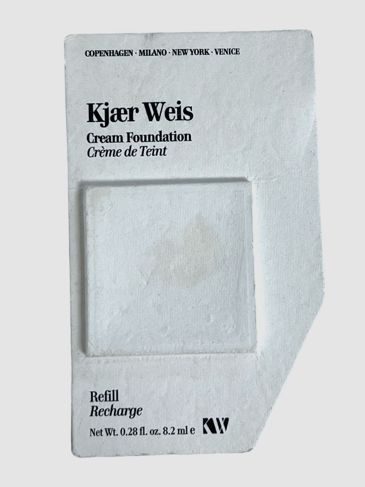 $46 KJAER WEIS Silken Delicate Cream Foundation Refill Recharge 0.28 fl oz