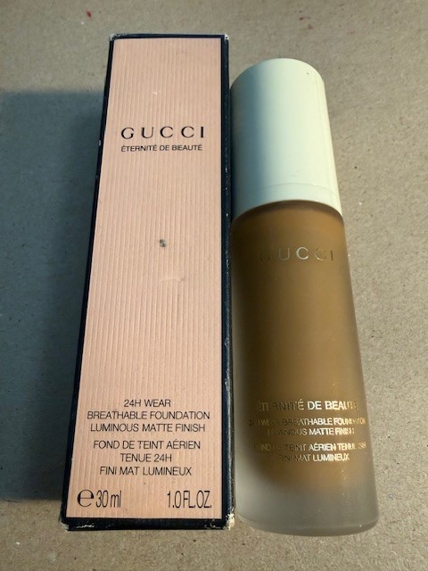 Gucci 24 Hour Wear Luminous Matte Finish Foundation #370O Deep 1 Fl Oz NIB Fr Sh