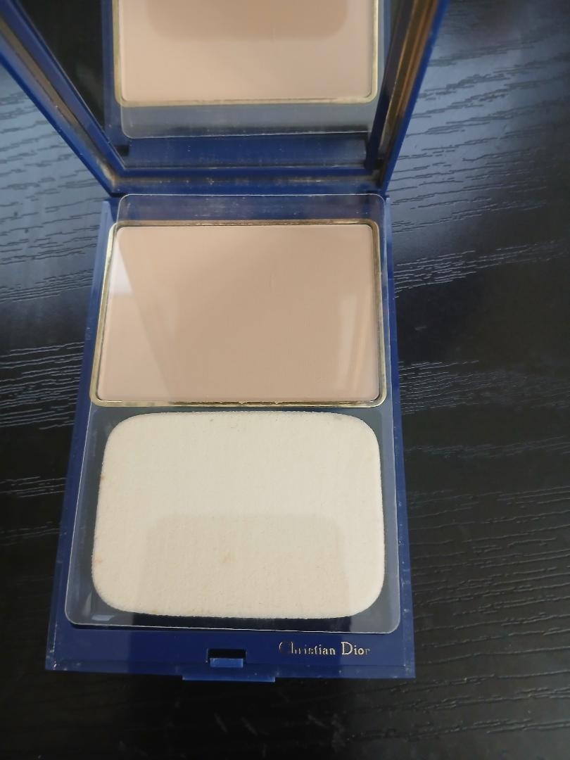 Christian Dior Teint Poudre Dual Powder Foundation #712 Opaline Super rare New