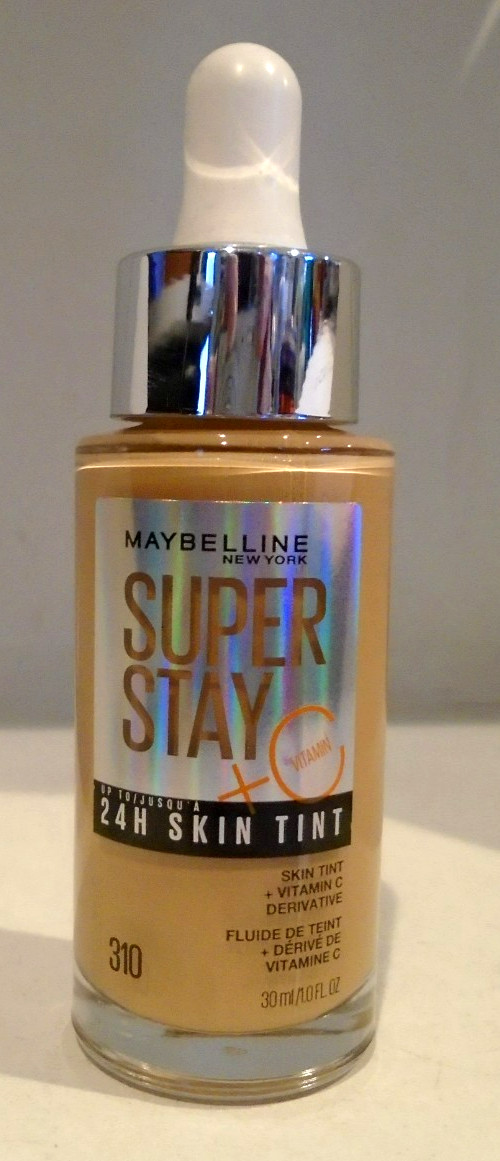 Maybelline Super Stay Up to 24HR Skin Tint with Vitamin C – 310 – Medium 1 fl oz