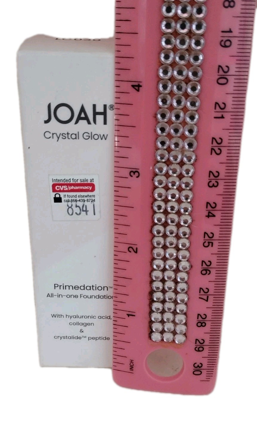 Joah CRYSTAL GLOW PRIMEDATION Peptide Foundation LC030 LIGHT W COOL UNDERTONES