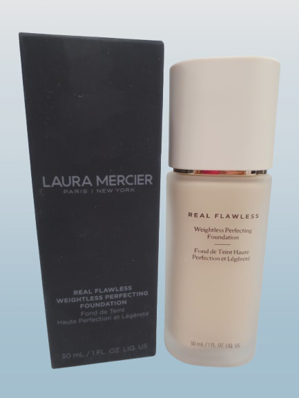 LAURA MERCIER REAL FLAWLESS WEIGHTLESS PERFECTING FOUNDATION 1C1 COOL VANILLE