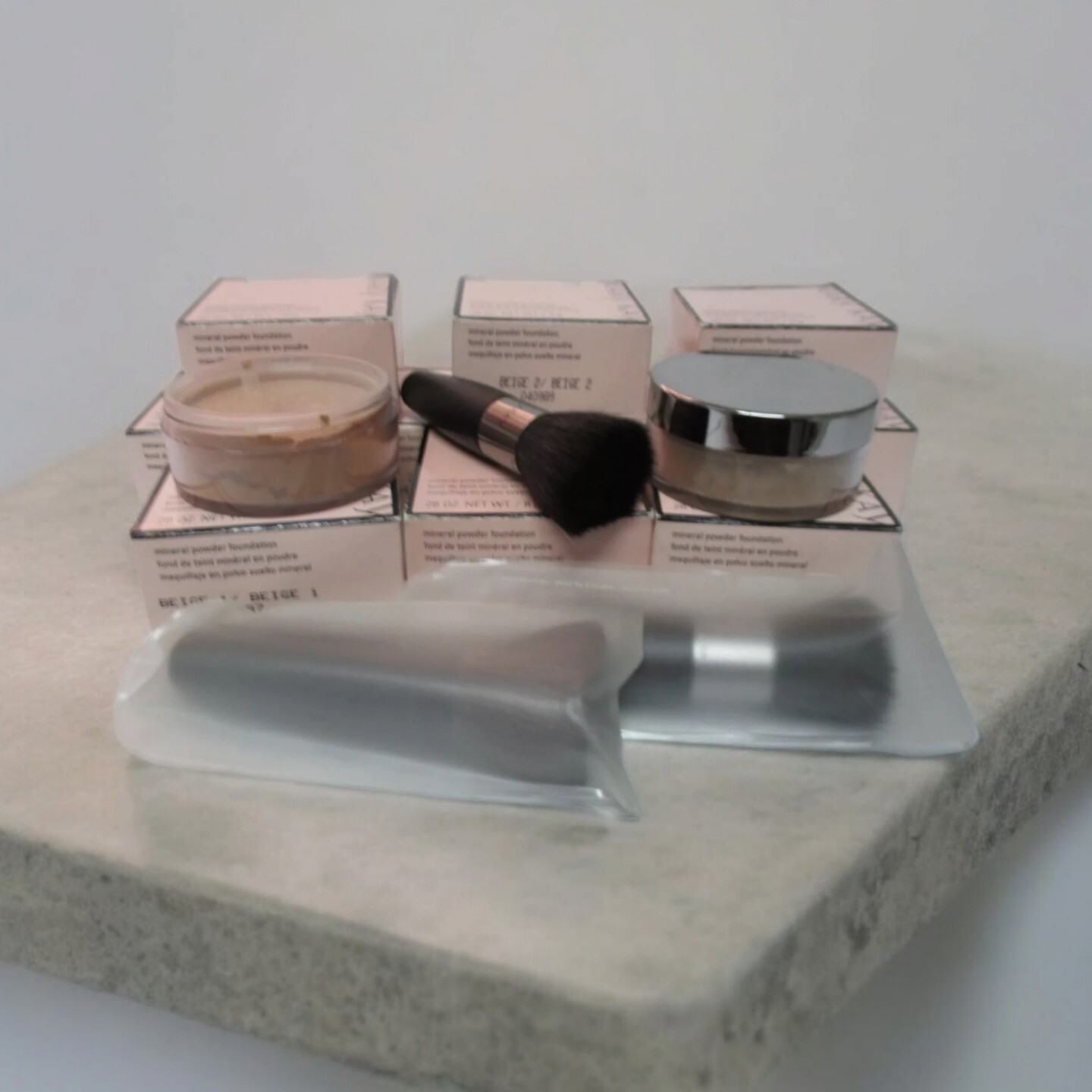 MARY KAY ~ Mineral Loose Powder Foundation ~ You Choose ~ New in Box