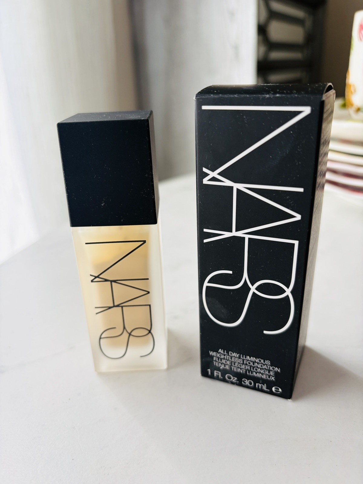 New with Box NARS All Day Luminous Weightless Foundation – Light 1 Siberia #6431