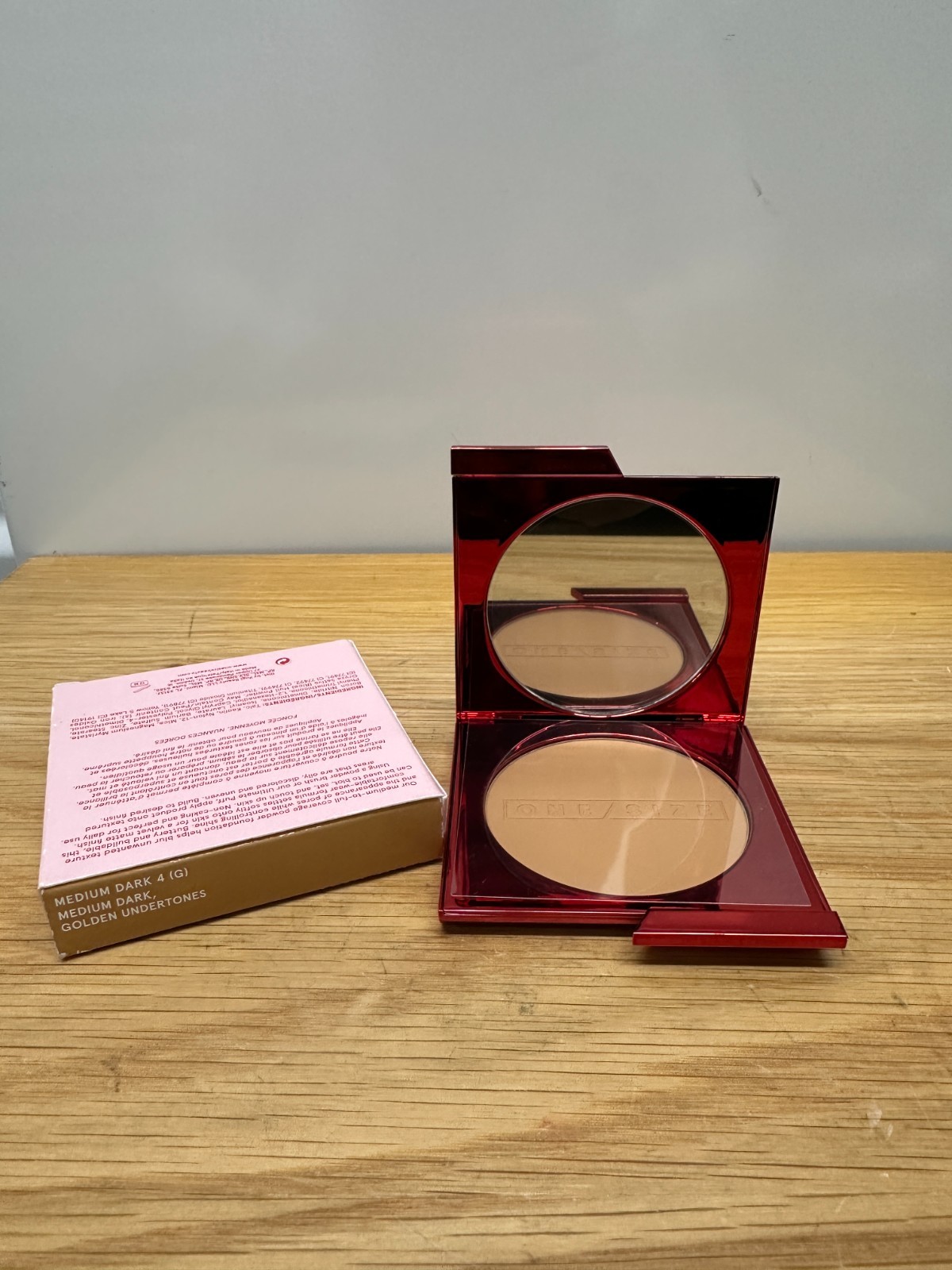 ONE/SIZE Powder Foundation Medium Dark 4 Golden Undertones Compact