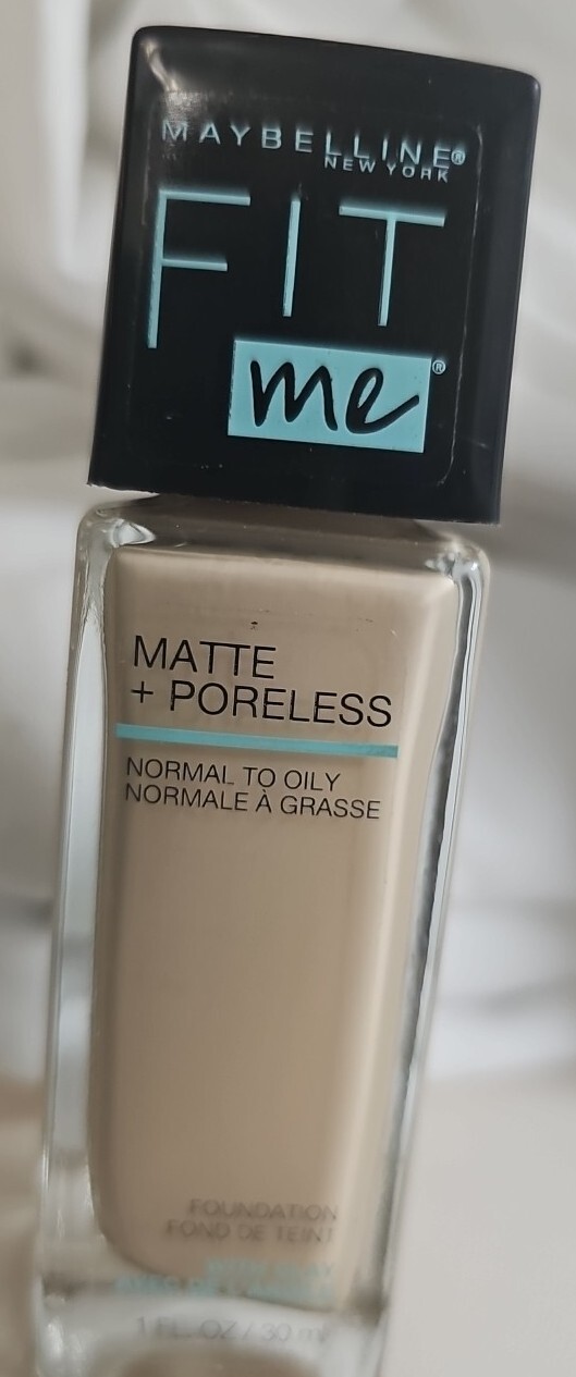 New Maybelline-Fit Me! Matte + Poreless Foundation Normal to Oily 110 Porcelain