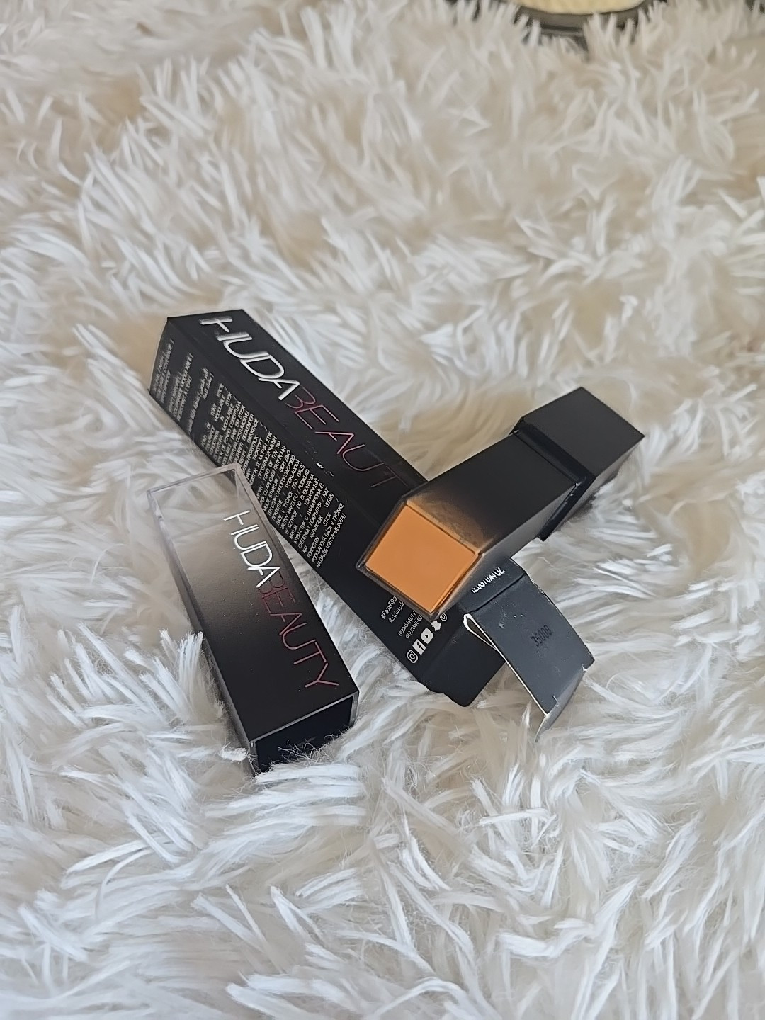 Huda Beauty Fauxfilter Skin Finish Foundation Stick Cinnamon 440G .44oz
