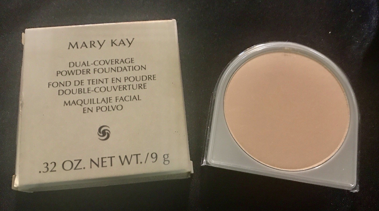 Mary Kay Dual Coverage Powder Foundation Beige 300 D Shape ~ NIB