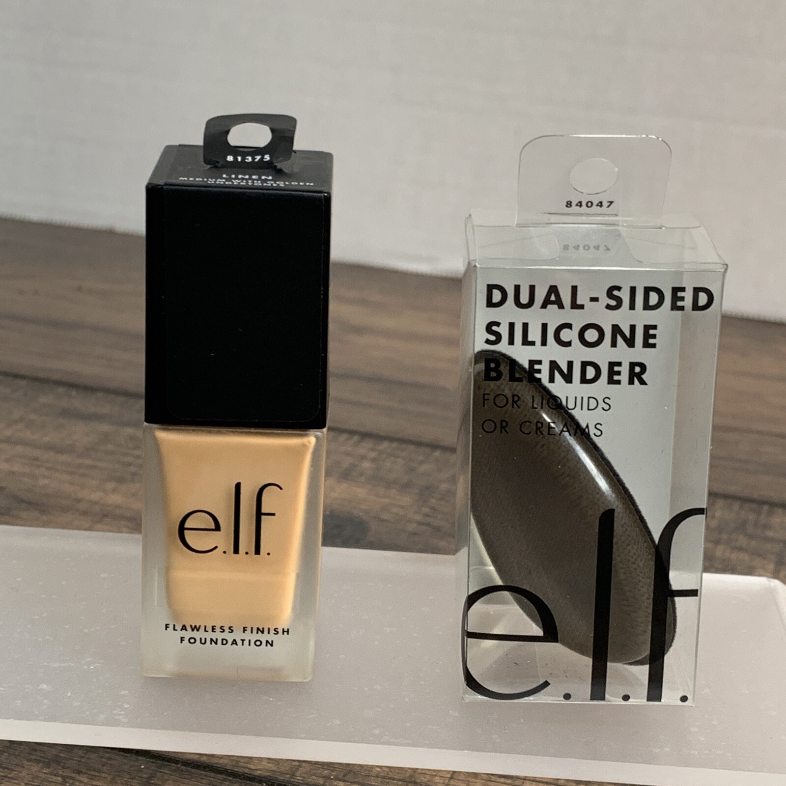 e.l.f. Flawless Satin Foundation Oil-Free Linen 81375 & Dual – Sided Blender NEW