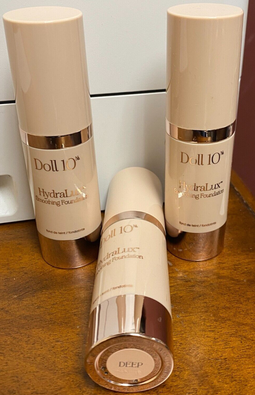 Beauty NEW “Doll 10” HydraLux Smoothing Foundation Deep . Sold in sets of 3