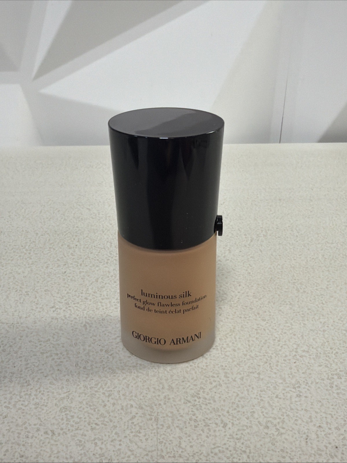 GIORGIO ARMANI Luminous Silk Foundation Color 8.25 New 100%AUTHENTIC