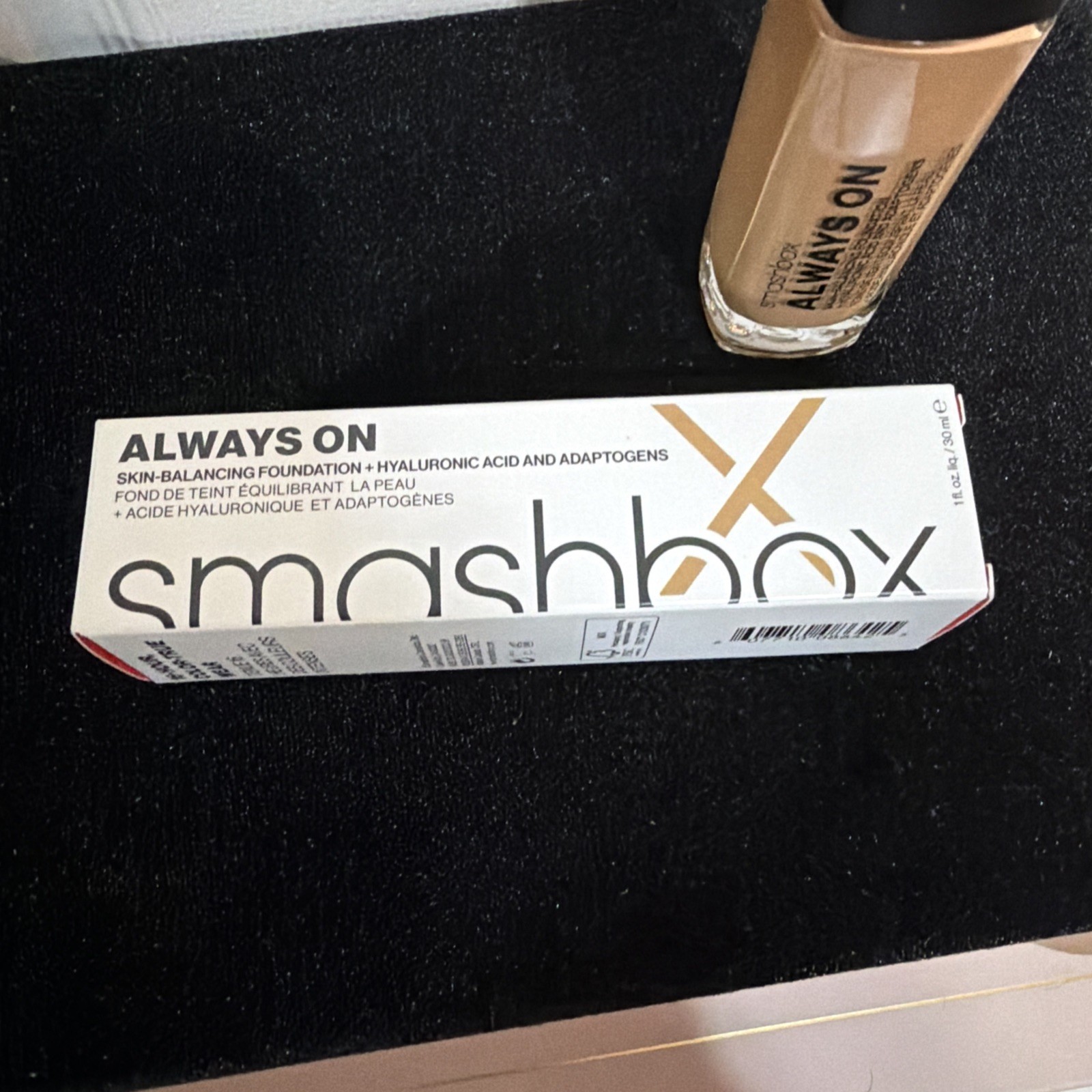 Smashbox M20-W Always On Skin Balancing Hyaluronic Acid Foundation. 1oz. NIB!