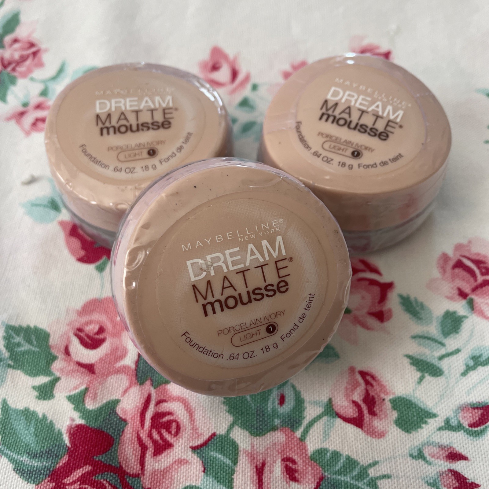 3~Maybelline 1 LIGHT PORCELAIN IVORY Dream MatteMousse Foundation Sealed Retired