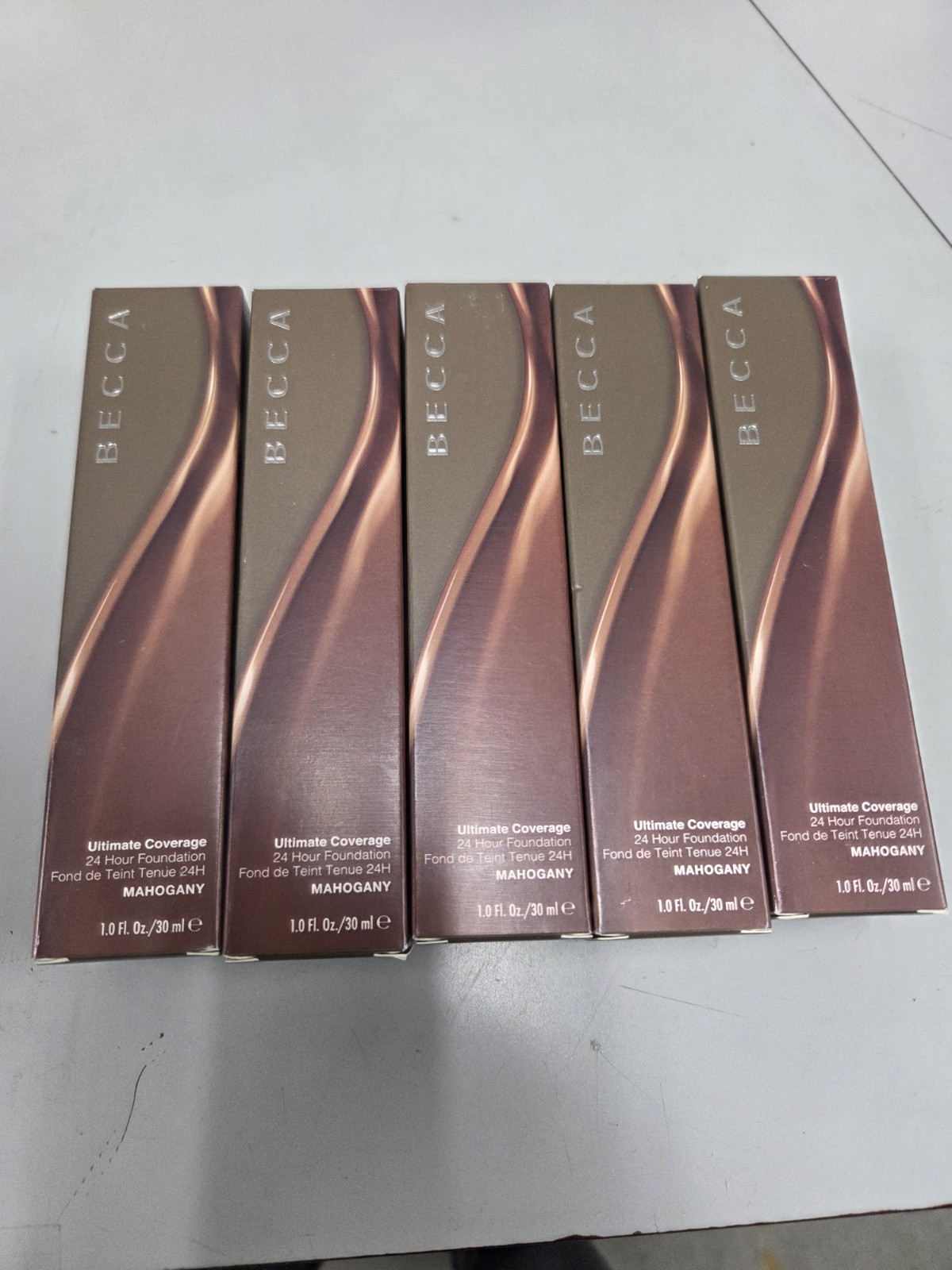 FIVE BECCA Full Coverage Foundation Mahogany 1.0 fl oz / 30 ml