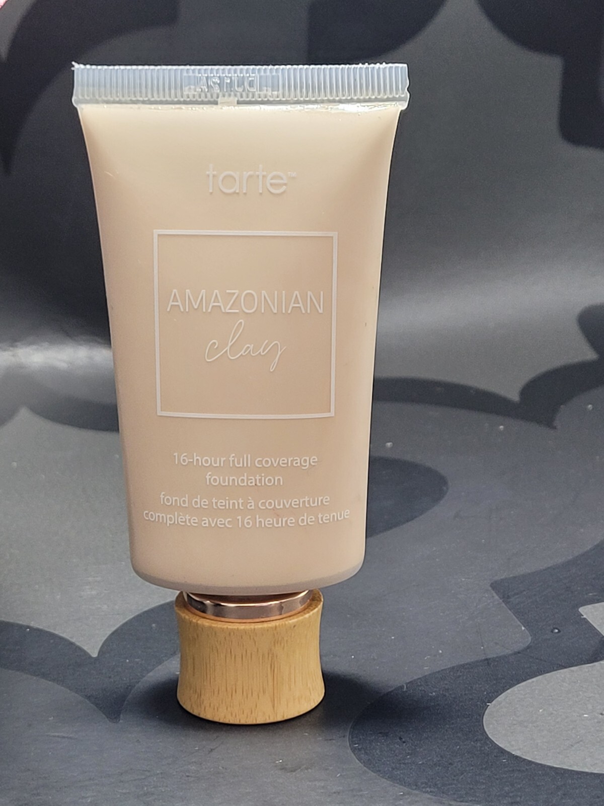 Tarte Amazonian Clay 16 hr full coverage foundation ~ 12N fair neutral Unsealed