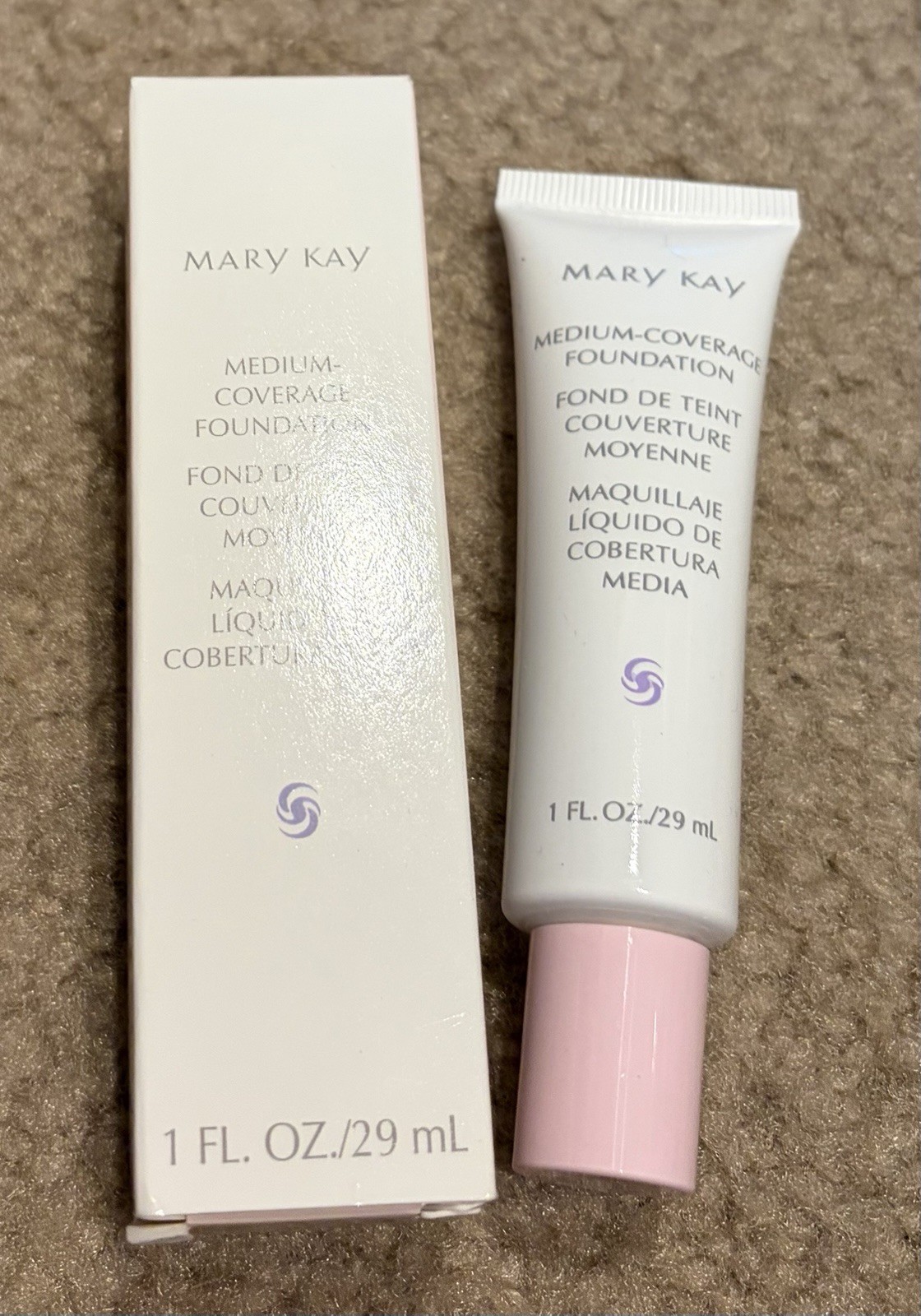 Mary Kay Medium Coverage Foundation Beige 404 356900 Pink Cap NIB New