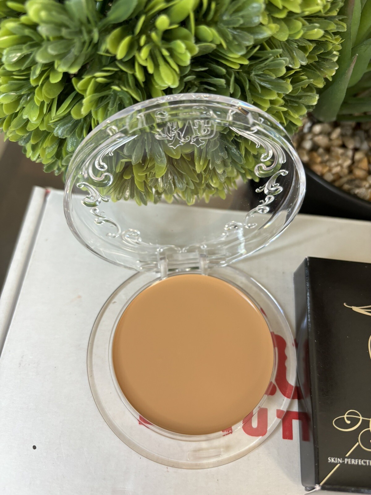 KVD Foundation Balm Medium 042 Good Apple Skin-Perfection .35oz. NIB.