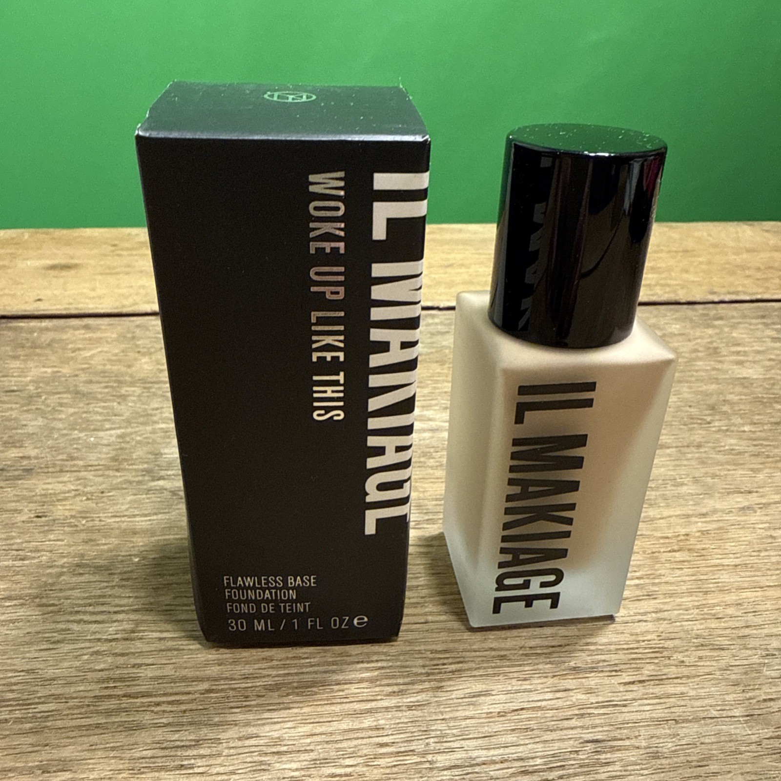 IL MAKIAG WOKE UP LIKE THIS FLAWLESS BASE FOUNDATION #060 1 OZ BOXED AUTHENTIC