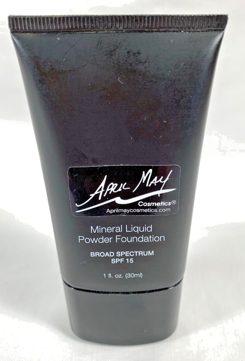 MINERAL LIQUID POWDER FOUNDATION Full Coverage SPF 15 Light Nude