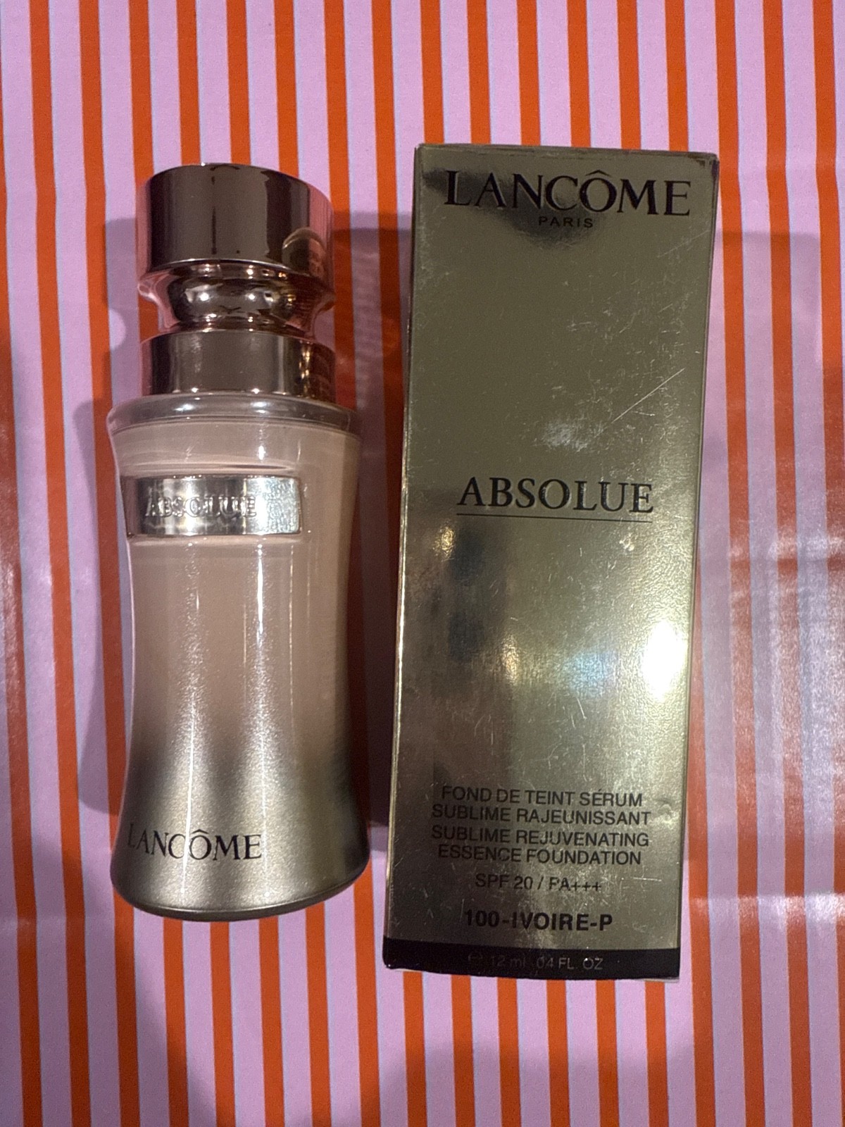 Lancome Absolue Essence Foundation – SPF20/100 Ivoire-P MSRP $160
