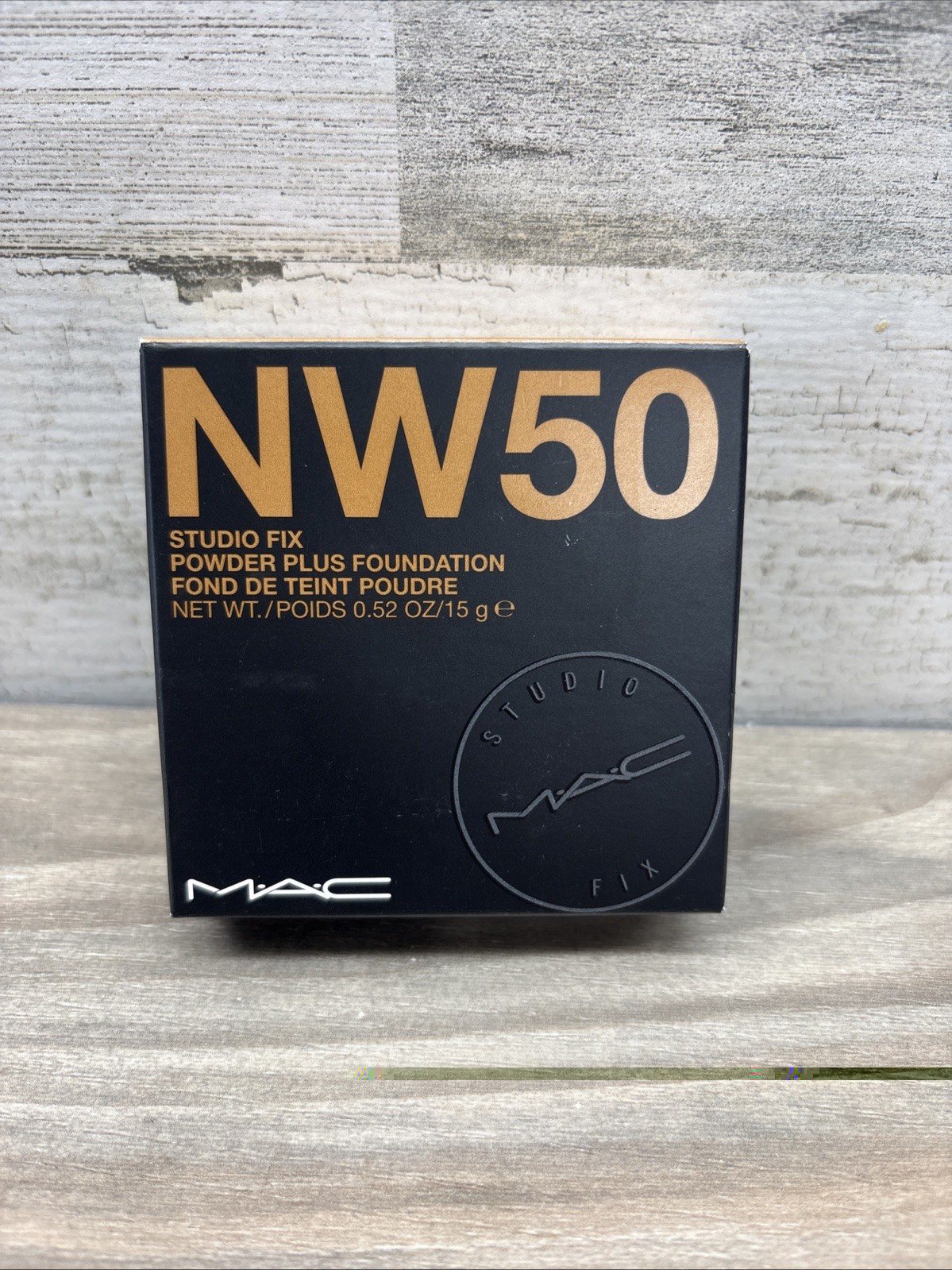 MAC Studio Fix Powder Plus Oil/Shine Control Buildable Foundation – NW50 – 15g