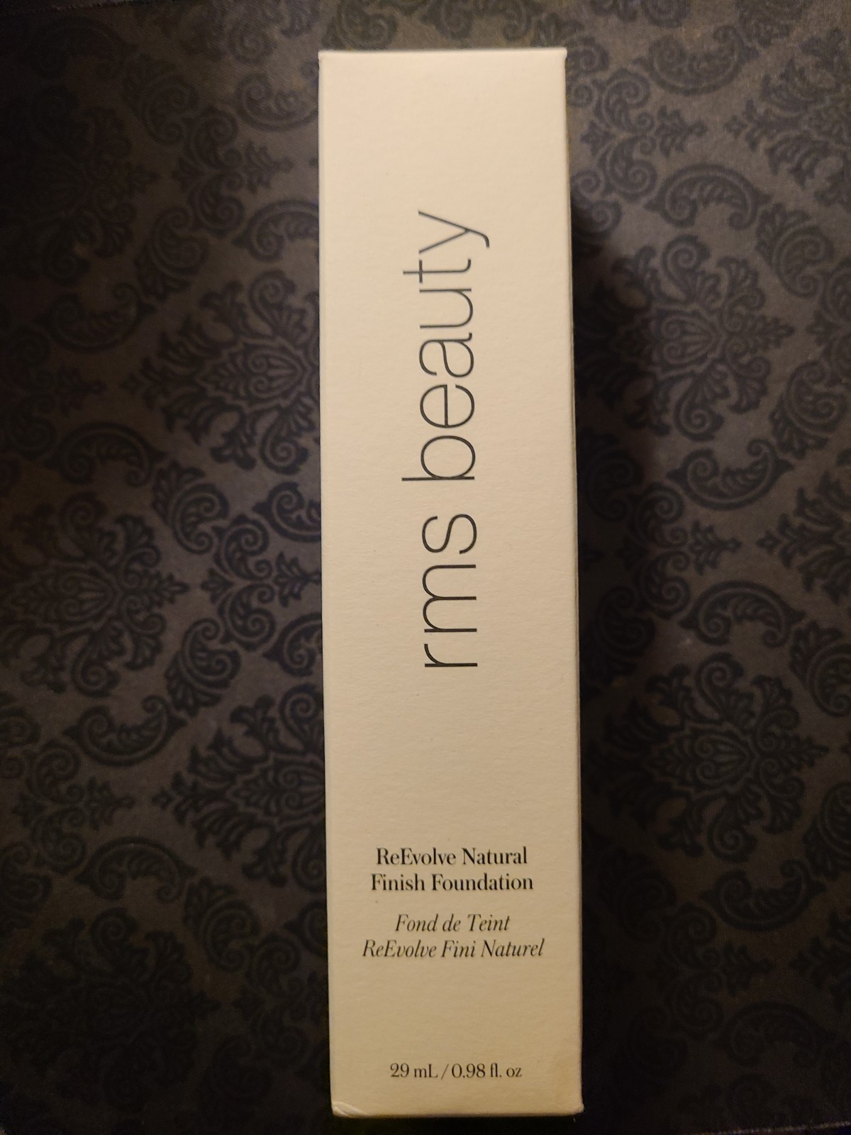 NIB RMS Beauty ReEvolve Natural Finish Liquid Foundation 11.5 0.98 fl oz reg $59