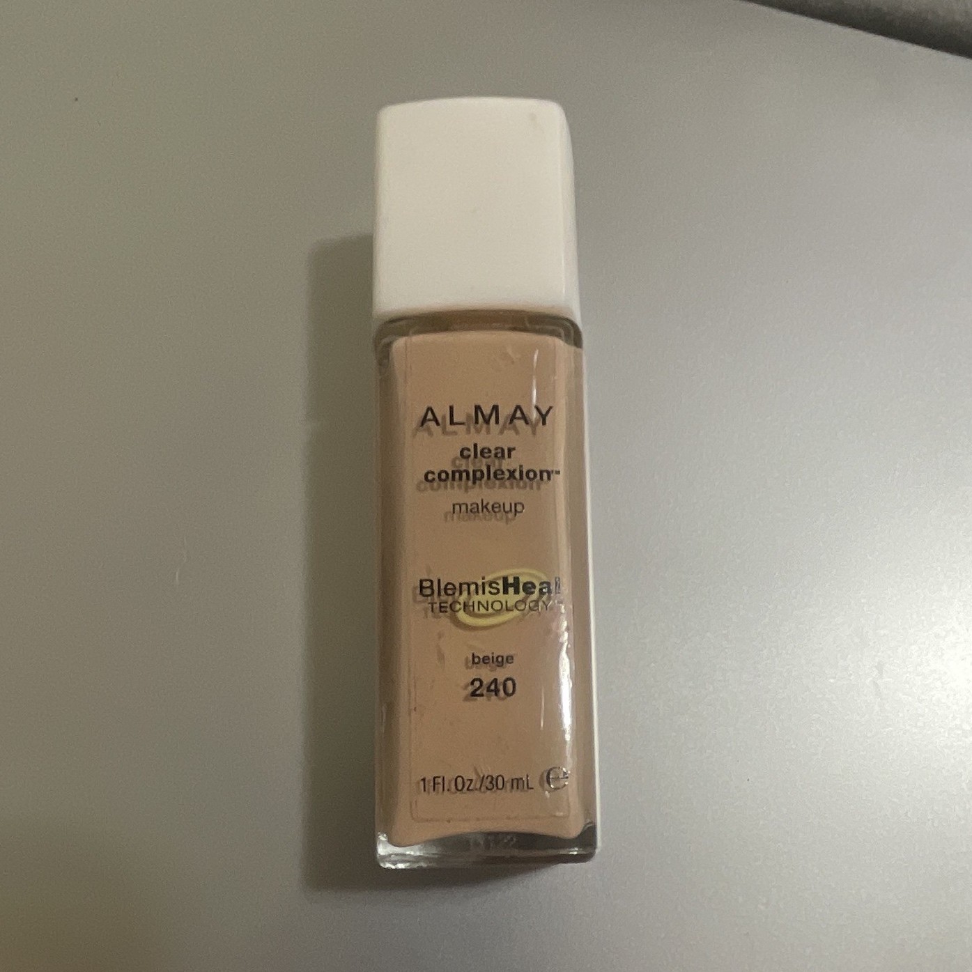 Almay Clear Complexion Liquid Foundation Matte Medium Beige 240 SPF 10 1 fl oz
