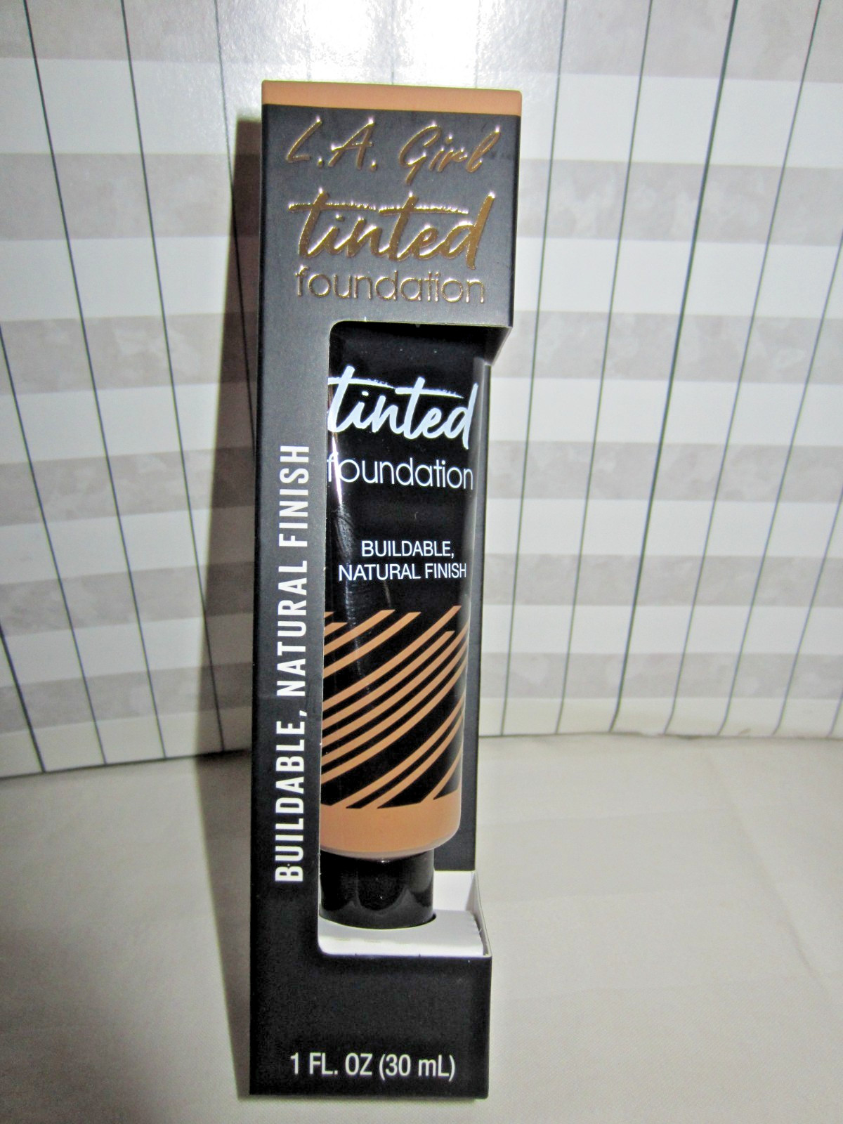 L.A. Girl Tinted Foundation, Tan GLM761